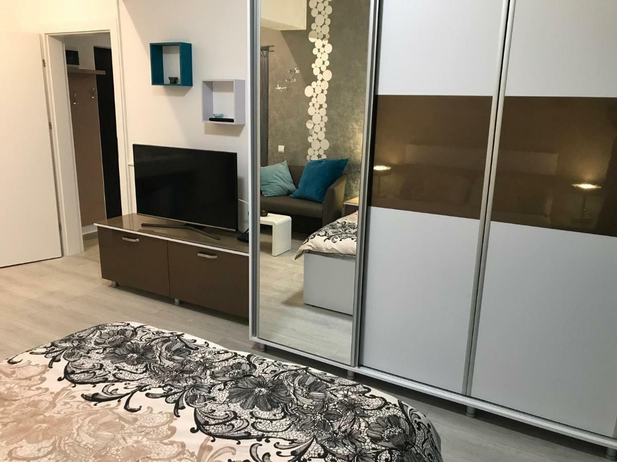 Luxury Flat 9 Near Metro Bucareste Exterior foto