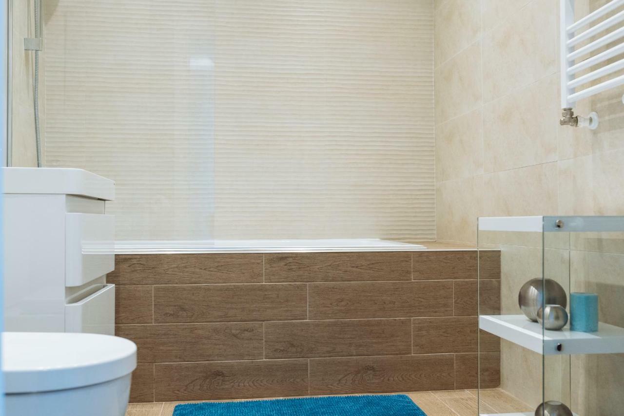 Luxury Flat 9 Near Metro Bucareste Exterior foto